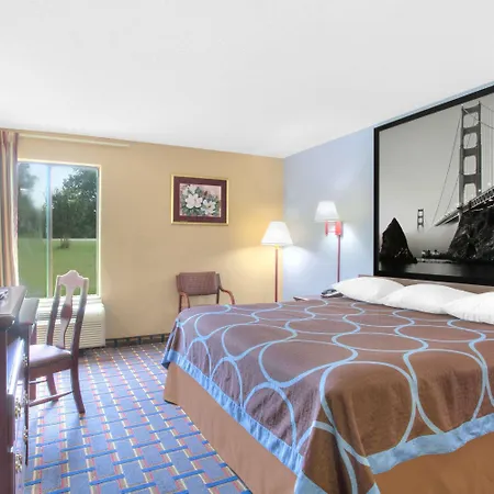 Super 8 By Wyndham Booneville Exterior photo