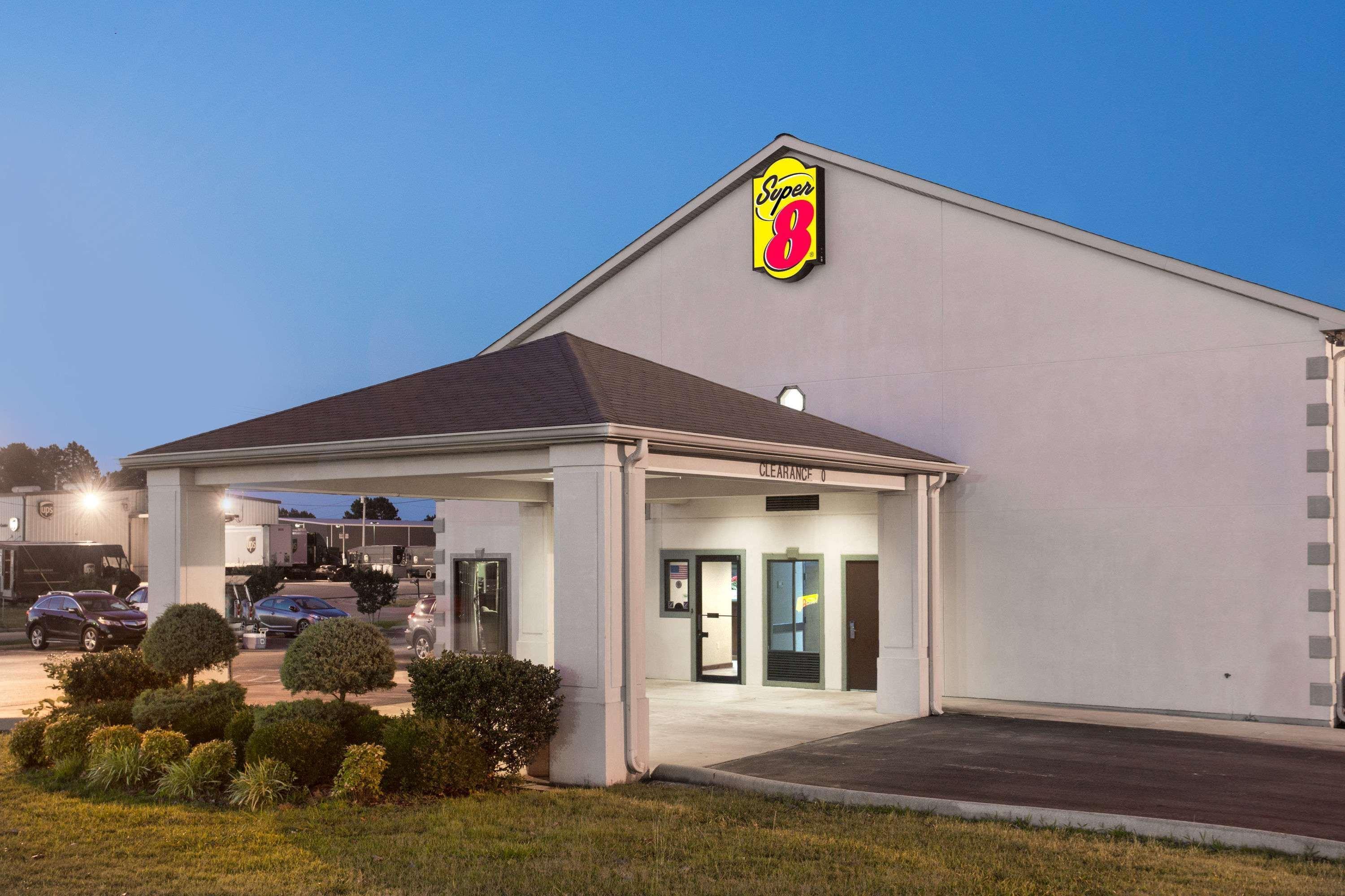 Super 8 By Wyndham 2* Booneville