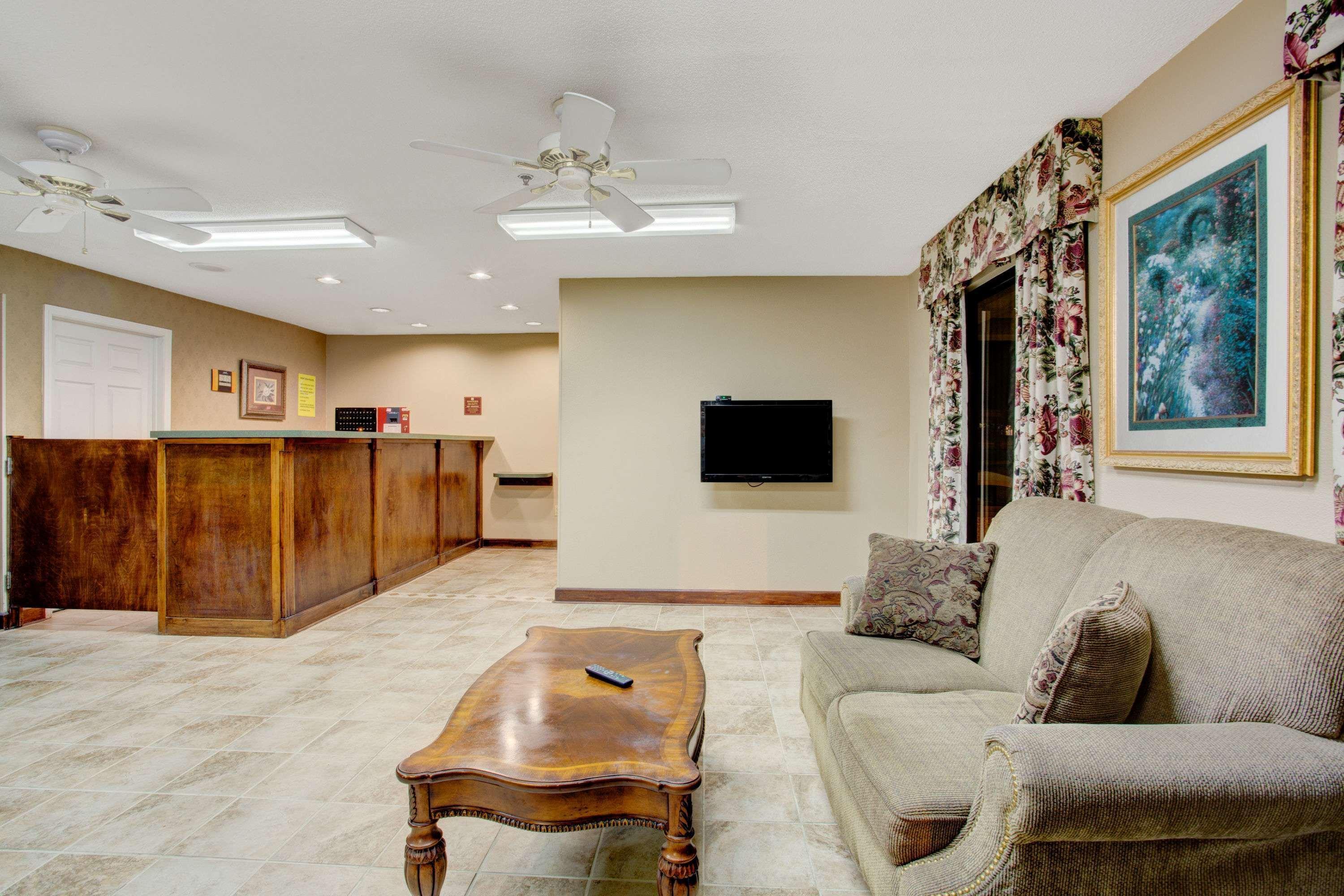 Super 8 By Wyndham